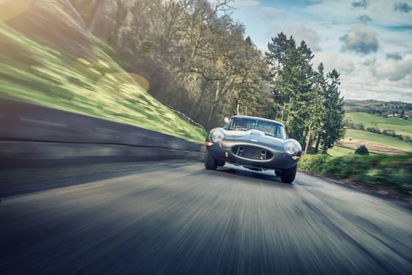 Photograph Nigel Harniman Lightweight Jaguar Etype Tracking Shot on One Eyeland